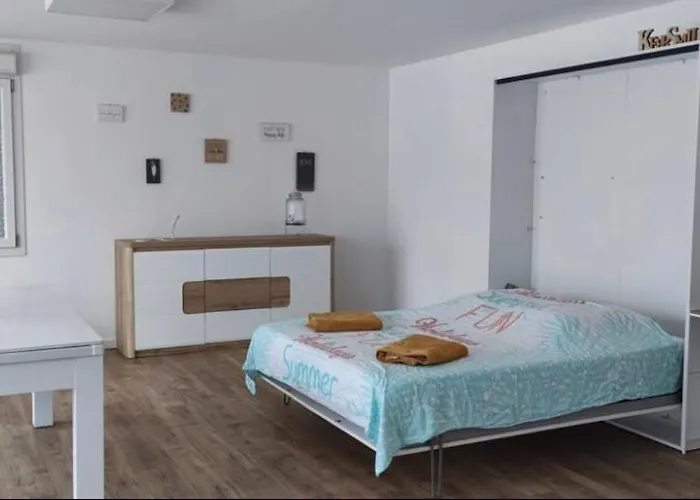 Penthouse Panoramique Avec Jacuzzi Ajaccio (Corsica)